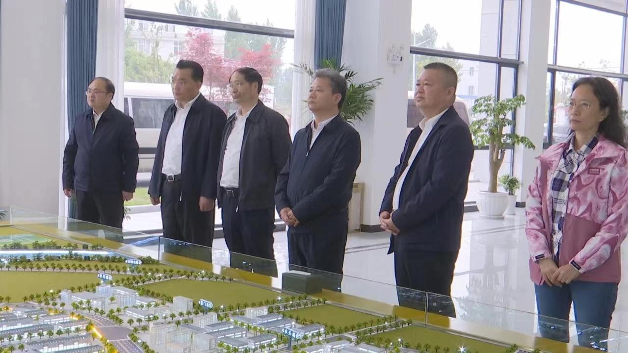 住房城乡建设部在湖北红安召开定点帮扶和对口支援部县联席会议